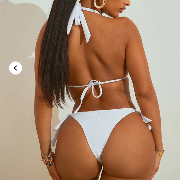 Shell Bikini - Picture 4 of 4